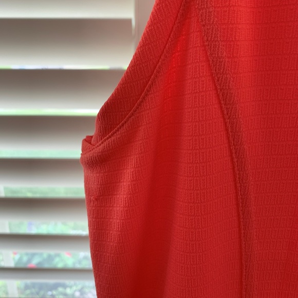 Coral sleeveless top - Picture 5 of 5